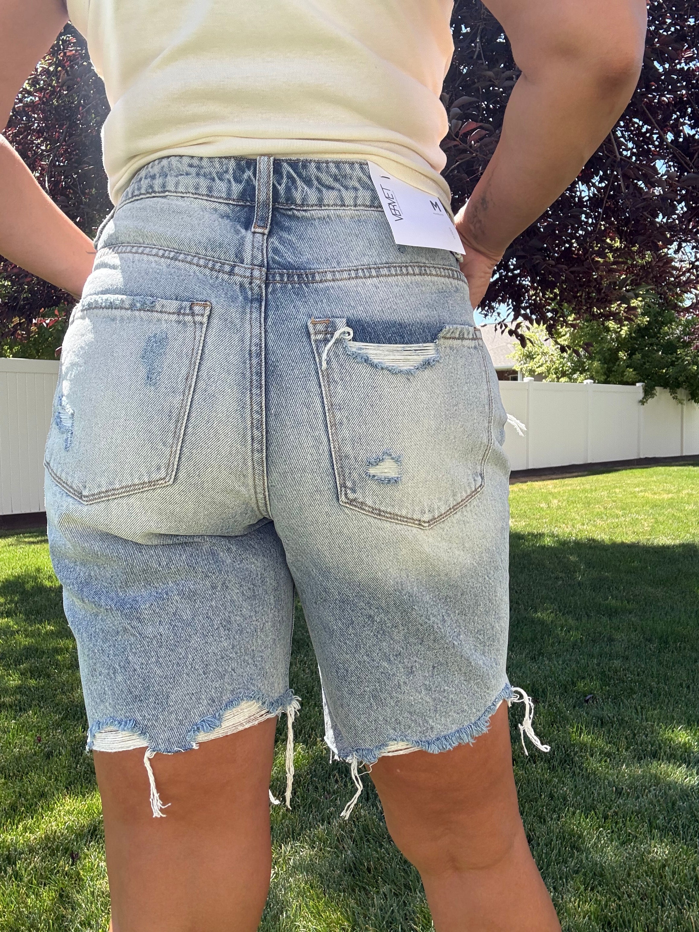 Super High Rise Bermuda Shorts V2770