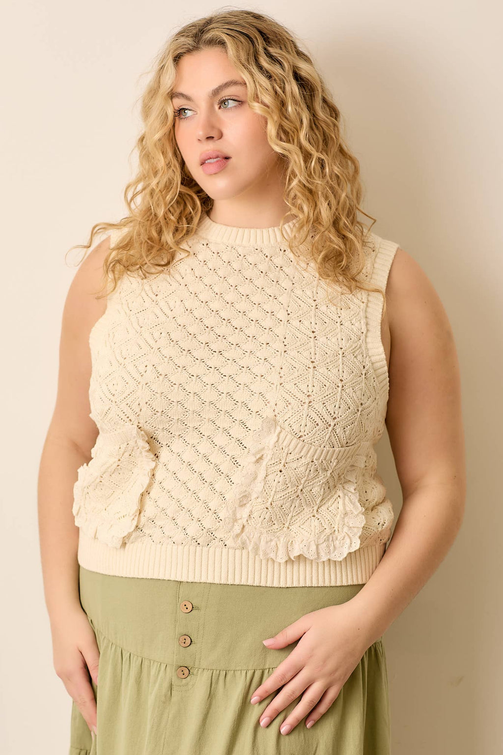 Sweater Vest with front ruffle pocket