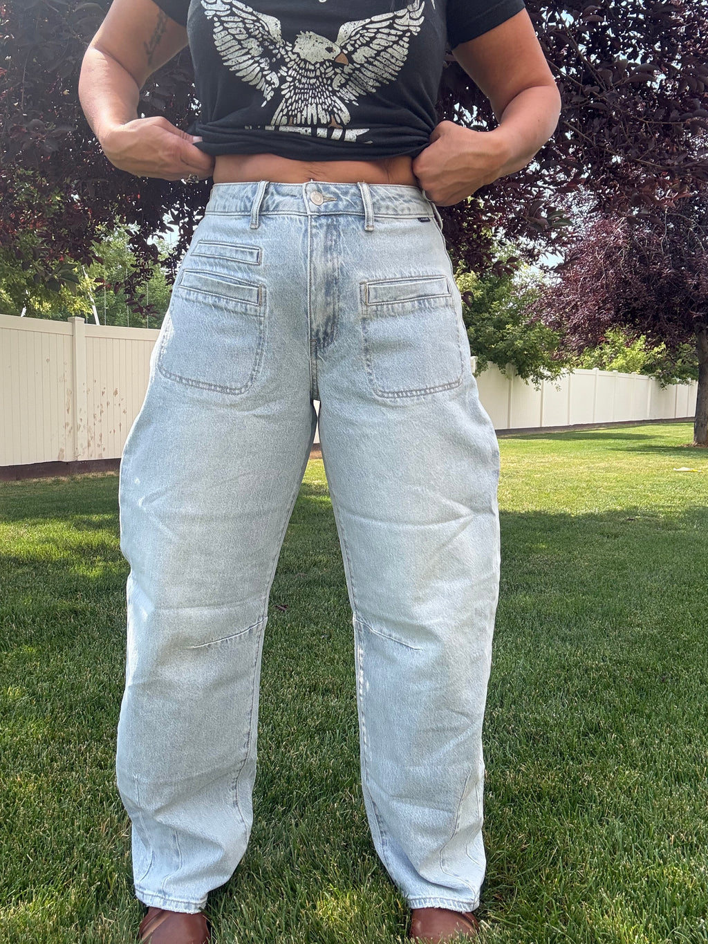 Light Wash Square Pocket Barrel