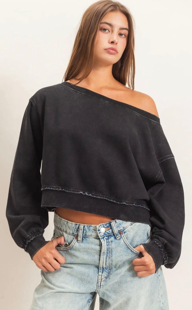 Off the Shoulder Raw Hem