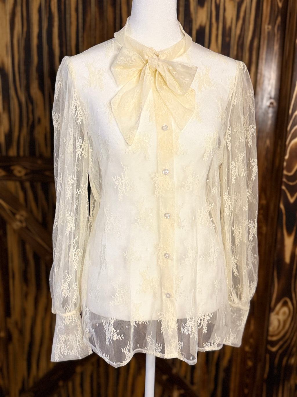IVORY LACE TIE BOW LACE TOP