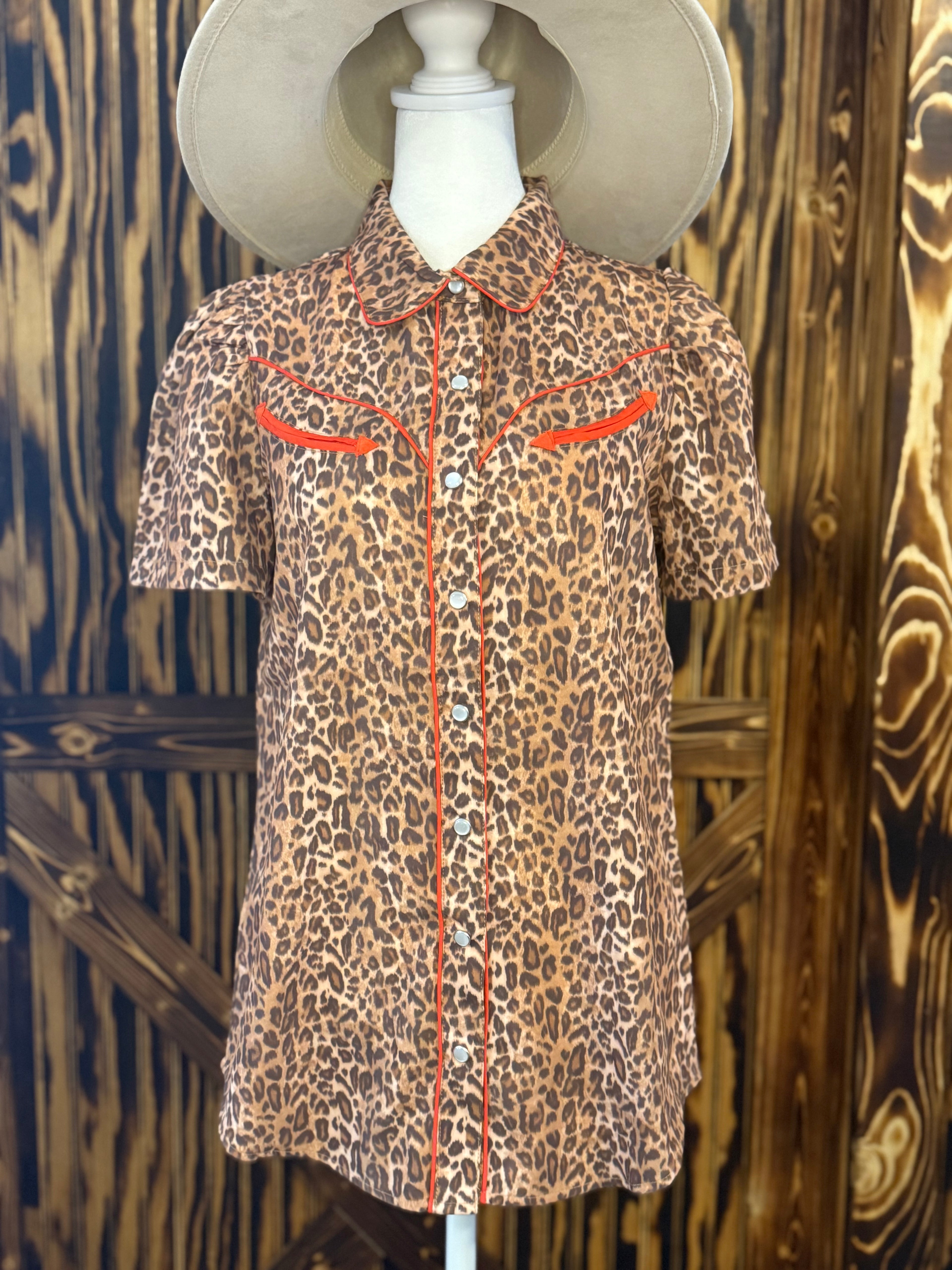 Leopard Print Pearl Snap Short Sleeve