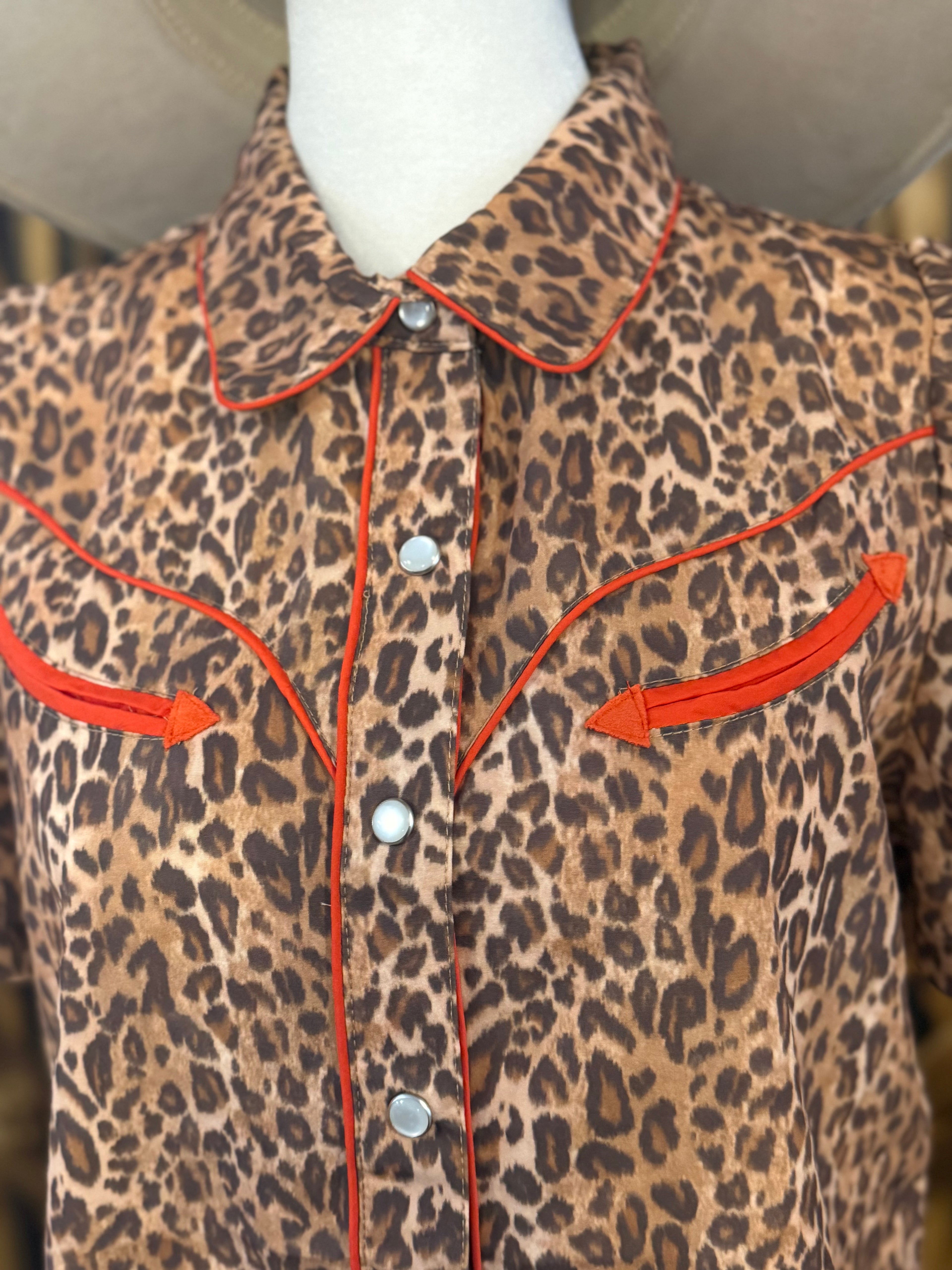 Leopard Print Pearl Snap Short Sleeve