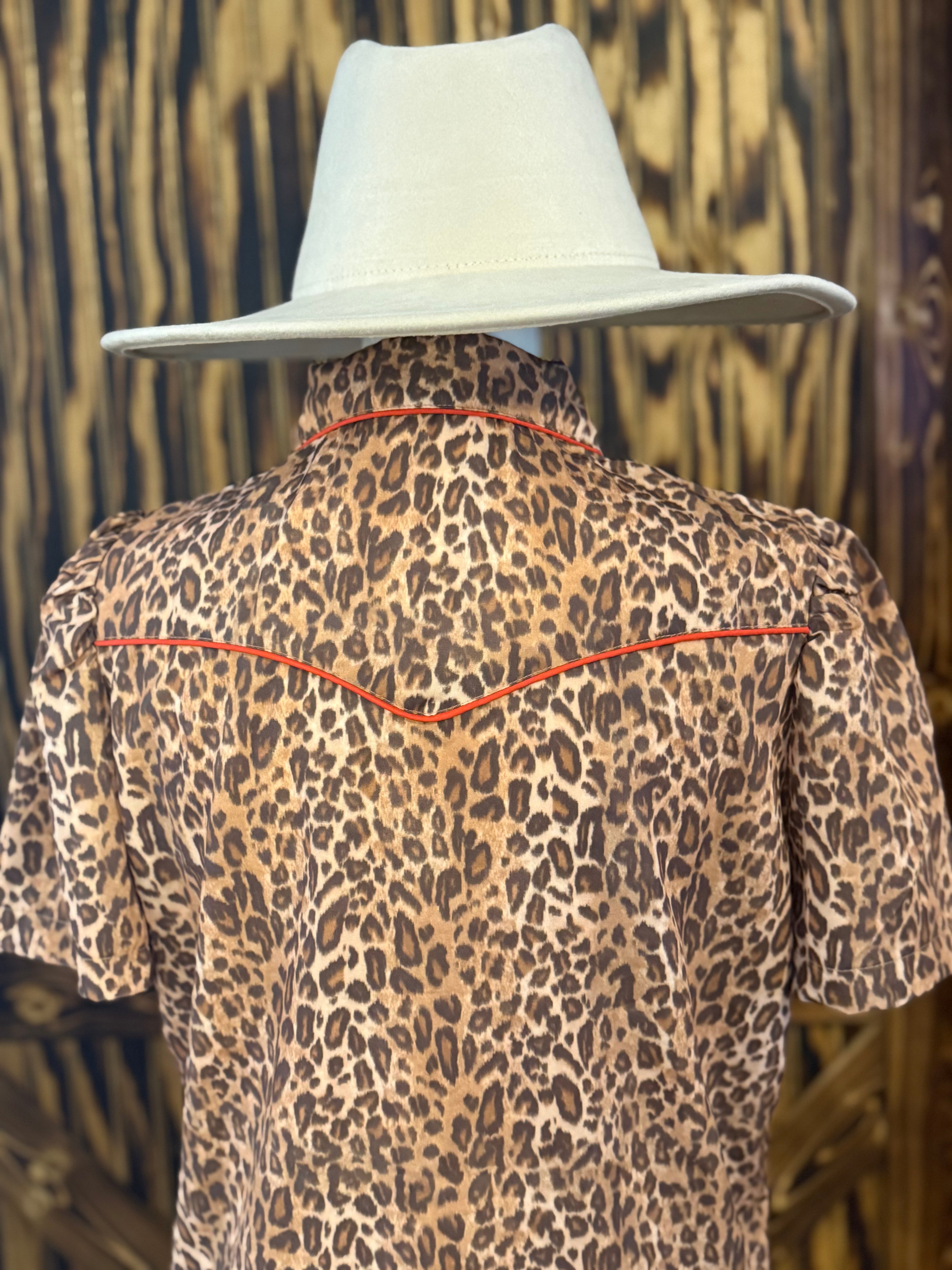 Leopard Print Pearl Snap Short Sleeve