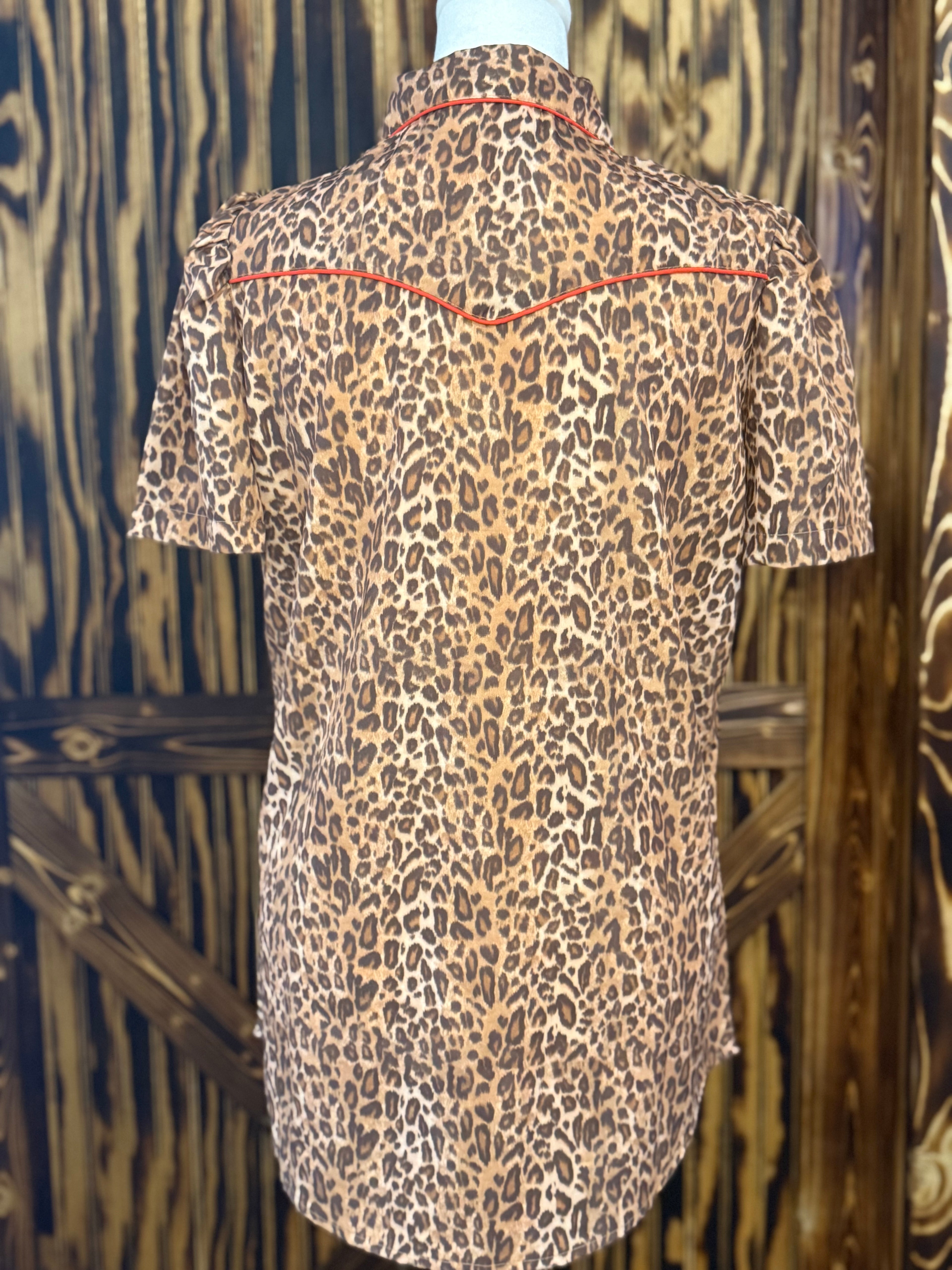 Leopard Print Pearl Snap Short Sleeve