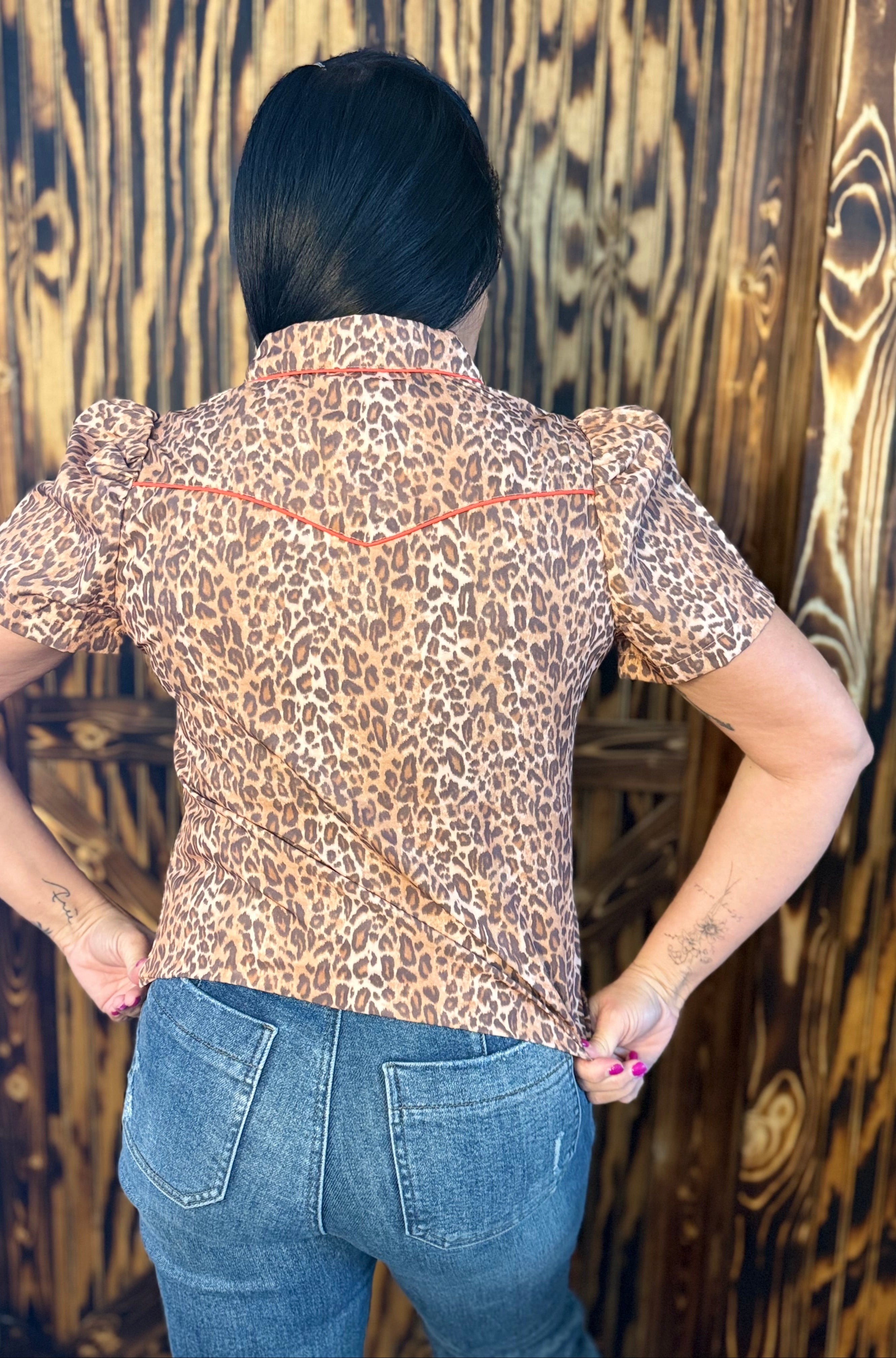 Leopard Print Pearl Snap Short Sleeve