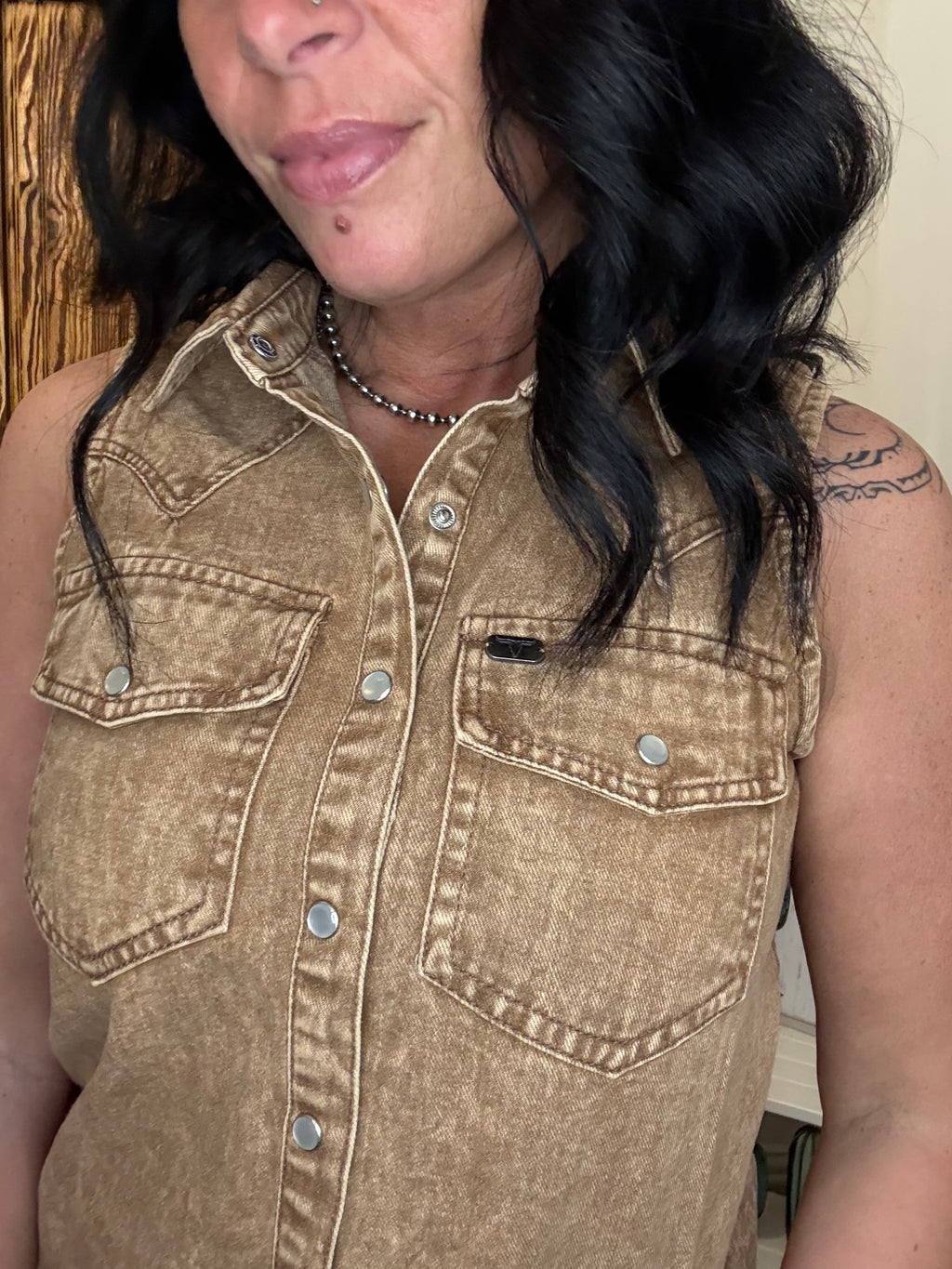 Camel Denim Mineral Wash Sleeveless Pearl Snap Top