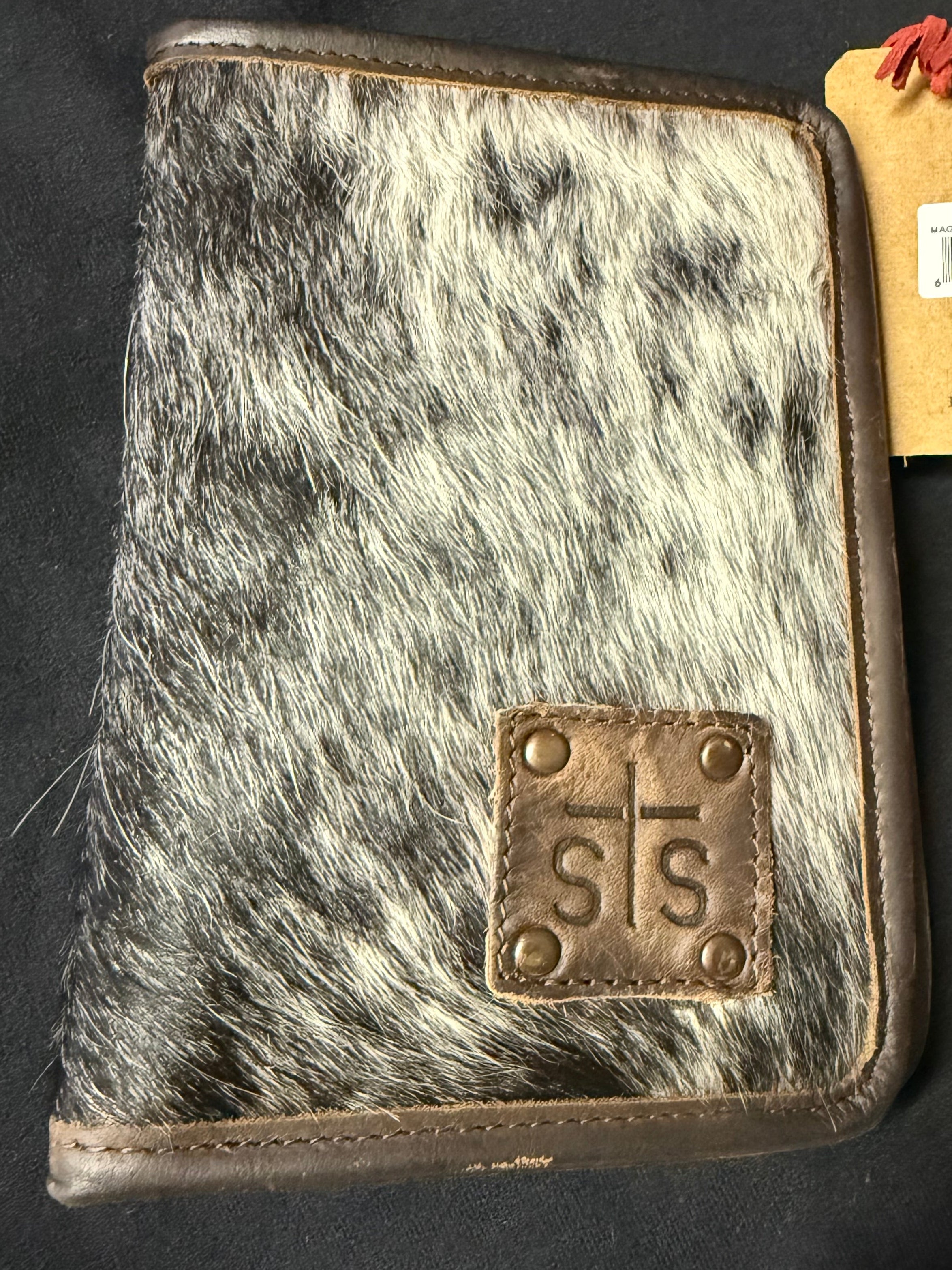 STS Cowhide Magnetic Wallet