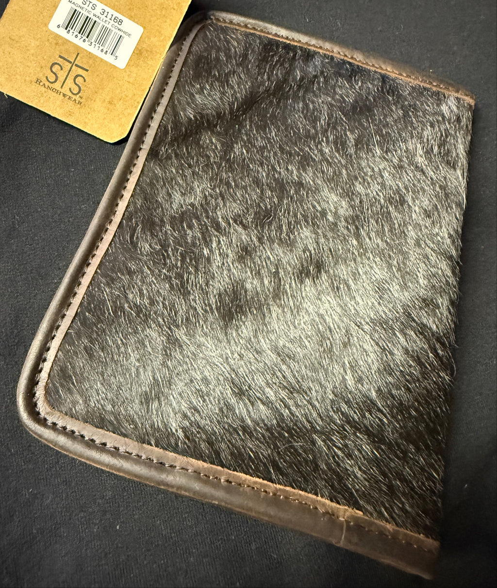 STS Cowhide Magnetic Wallet