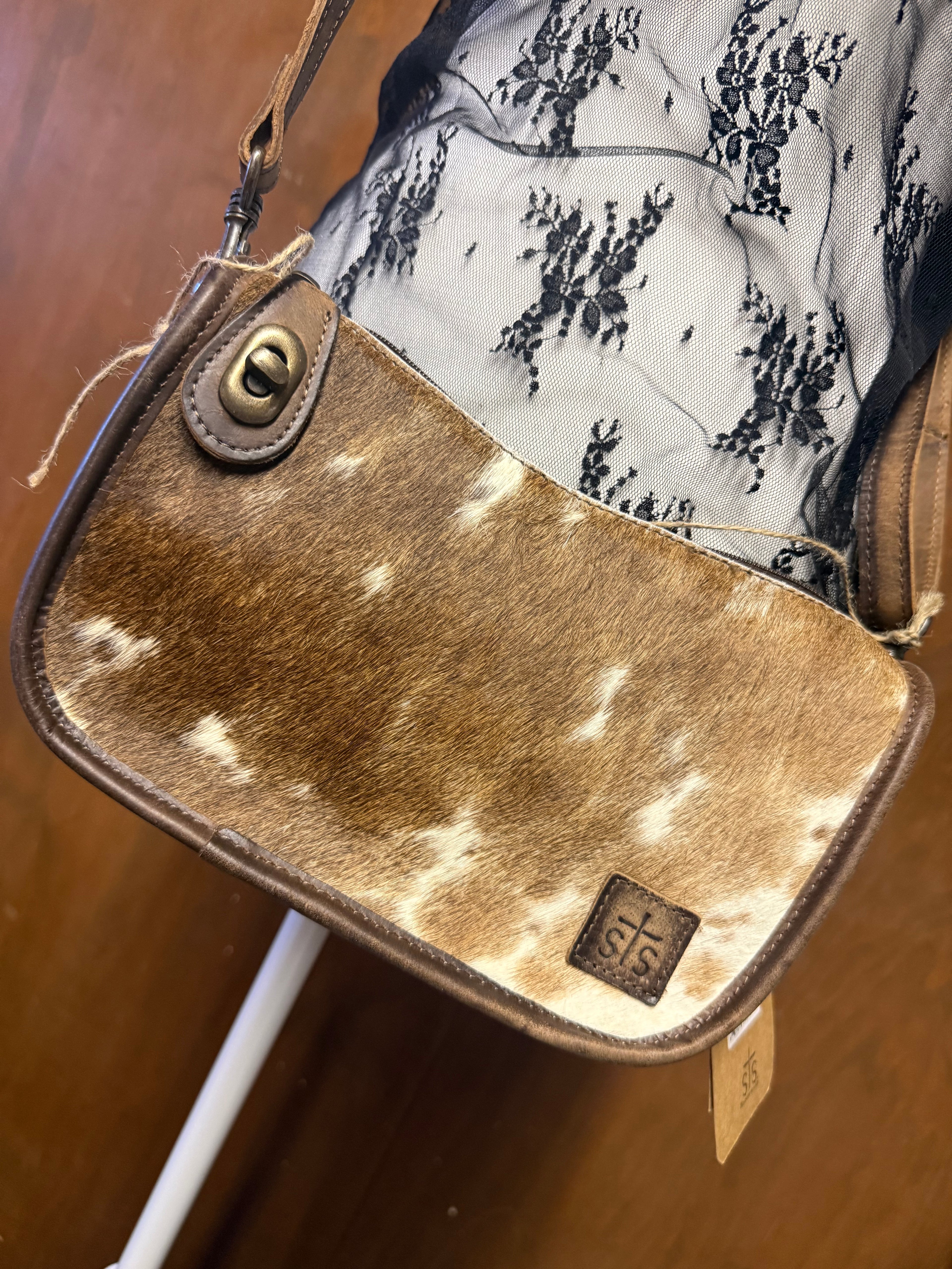 STS Cowhide Emmy Purse