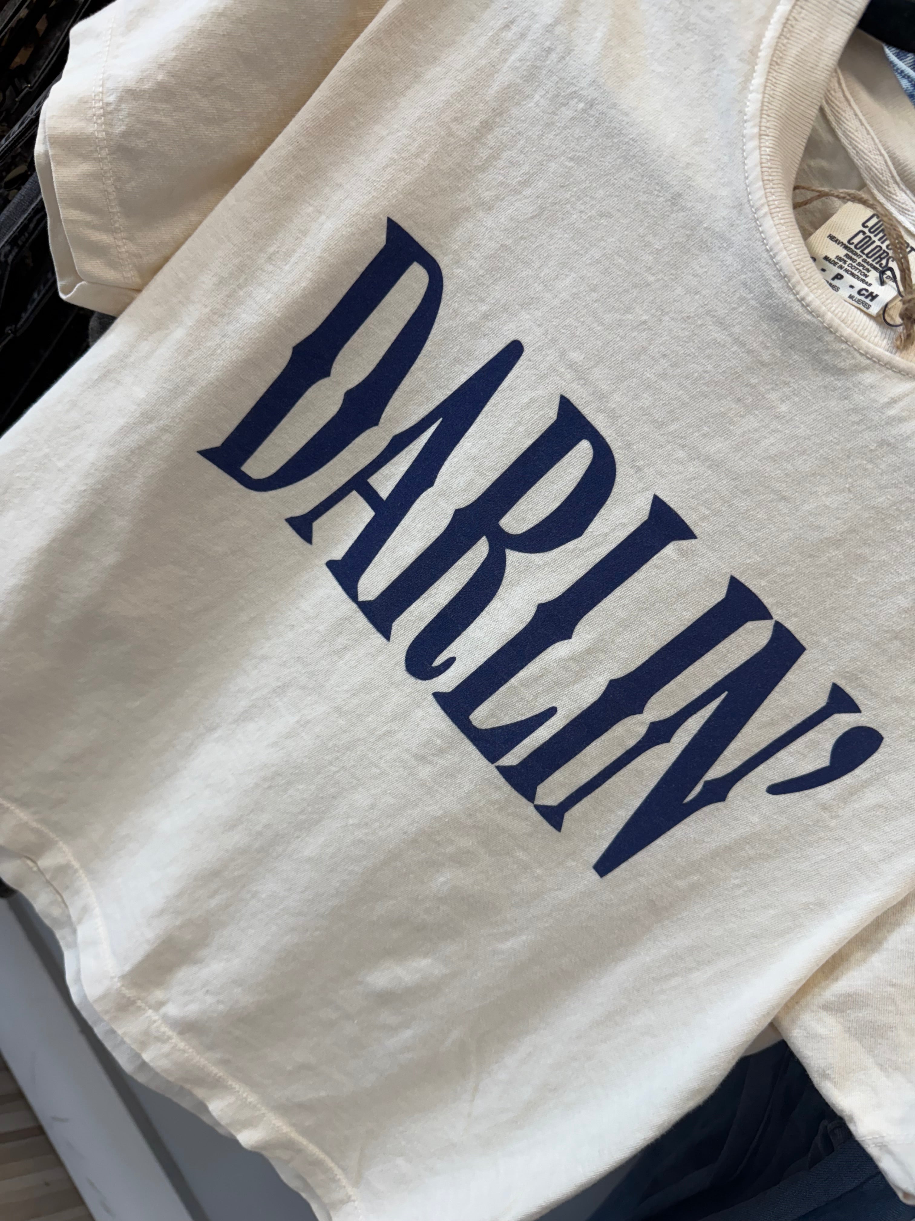 Darlin Graphic Tee