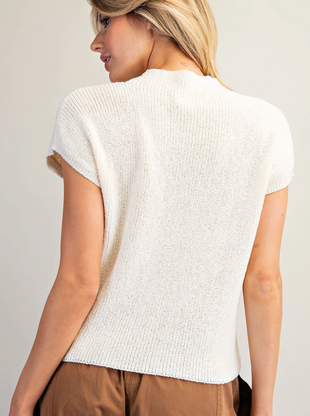 Vanilla Sweater Top w/Front Pocket