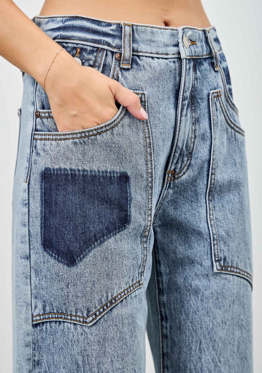 High Rise Western Patched Pocket Low Curve Barrel Jeans