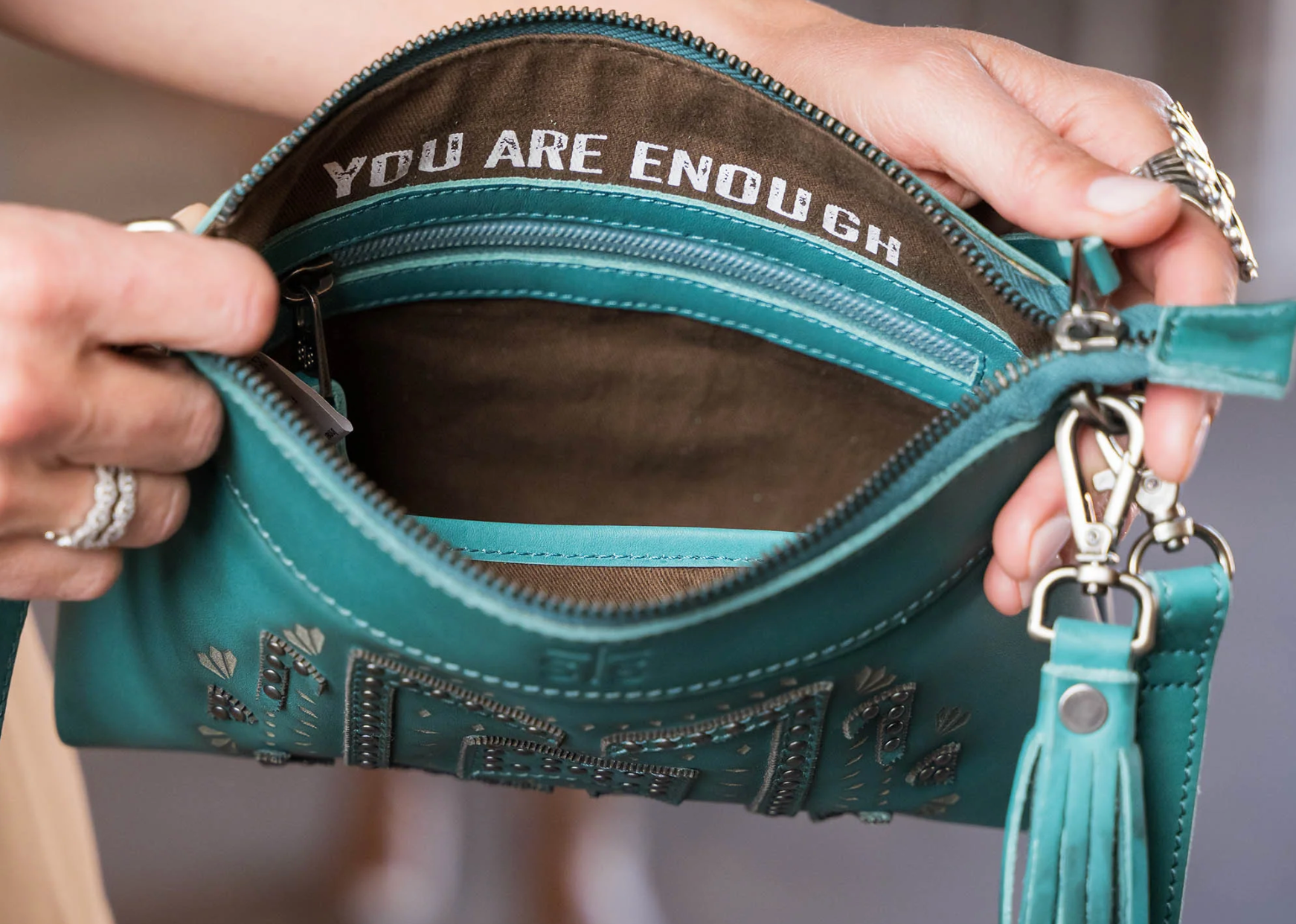 STS Wayfarer Turquoise Grace Crossbody