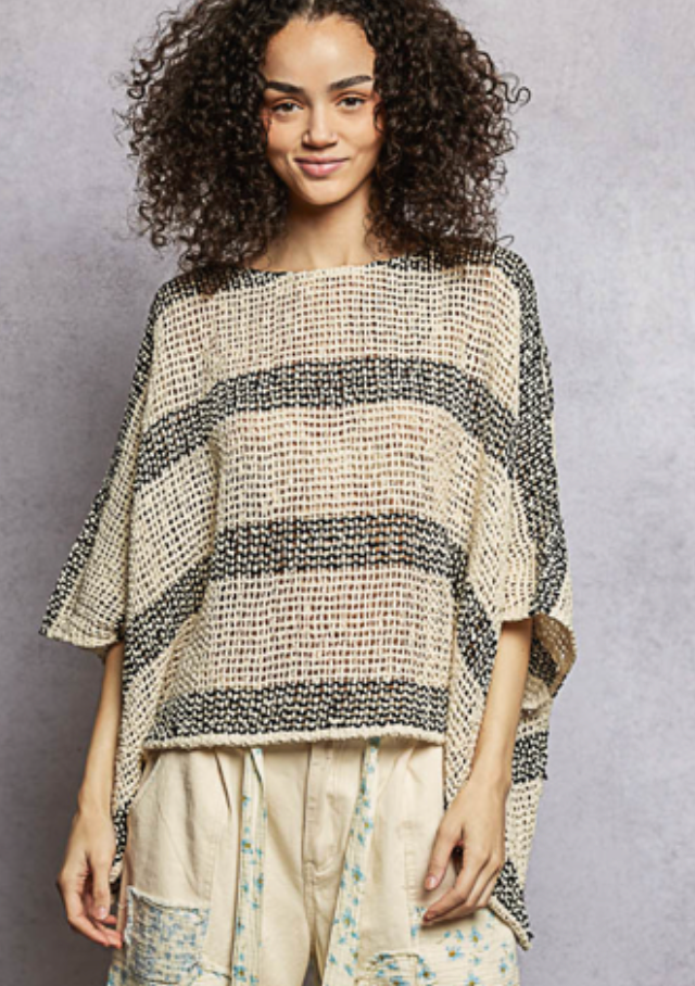 Cream & Black Knit Pullover Top