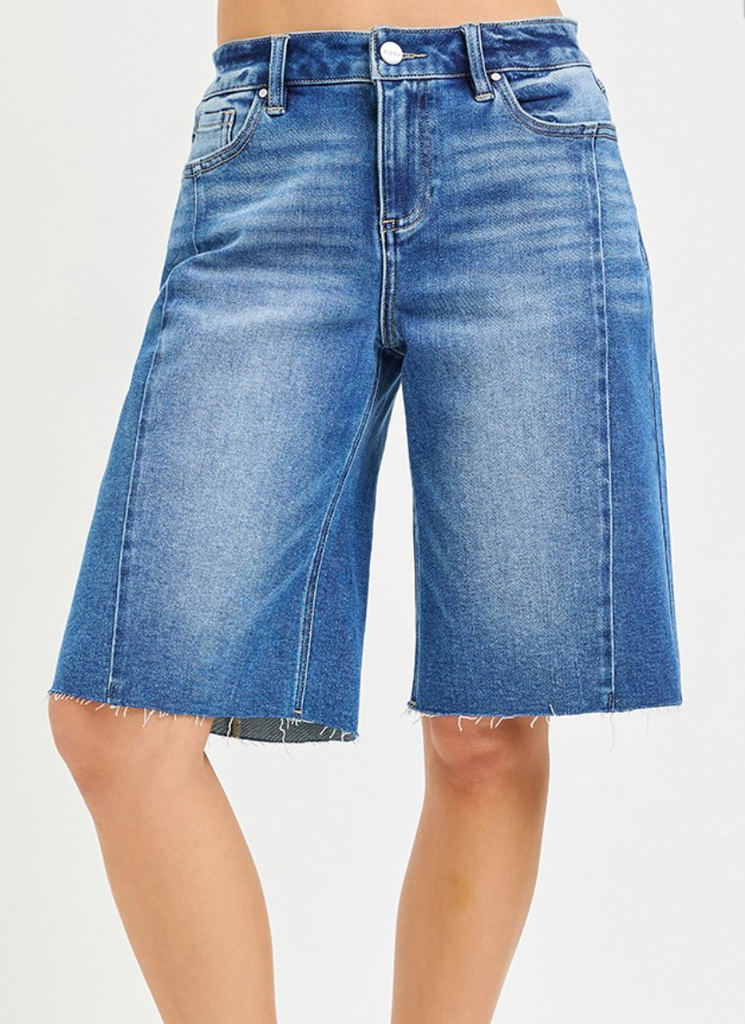 Slouchy Seamed Jorts RDS6461