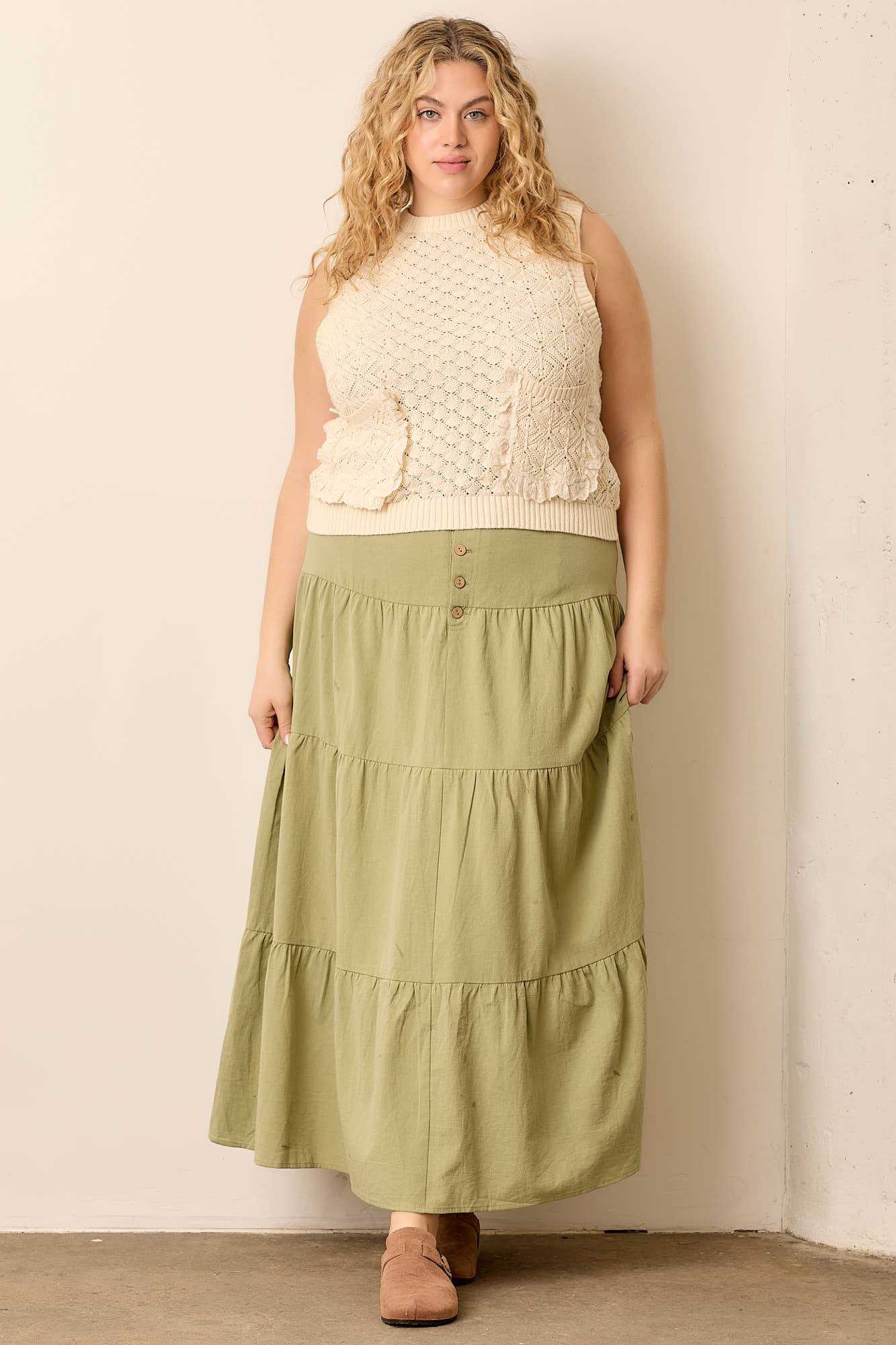 Sweater Vest with front ruffle pocket
